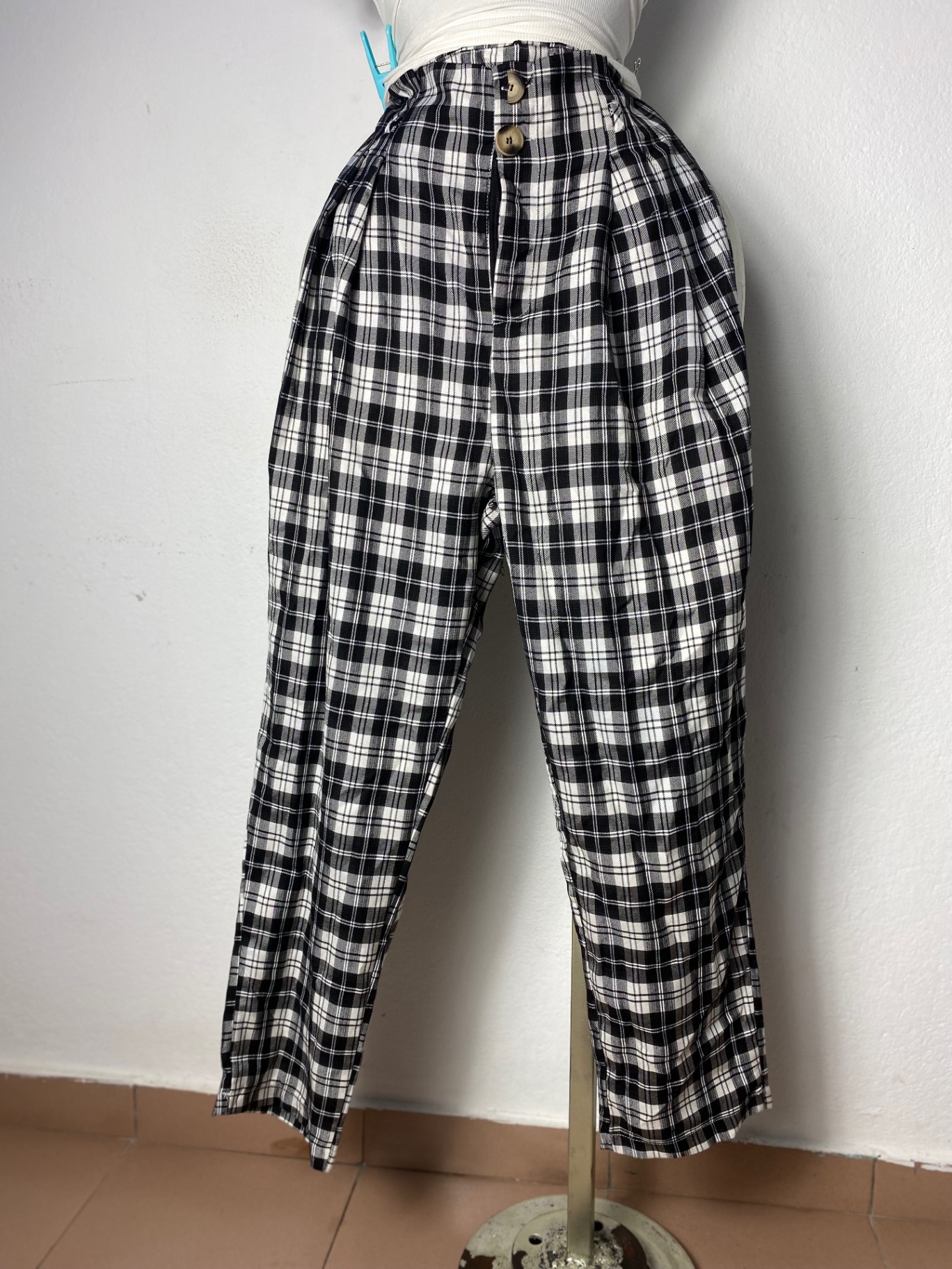 Pantalon carreaux blanc noir taille M L XL