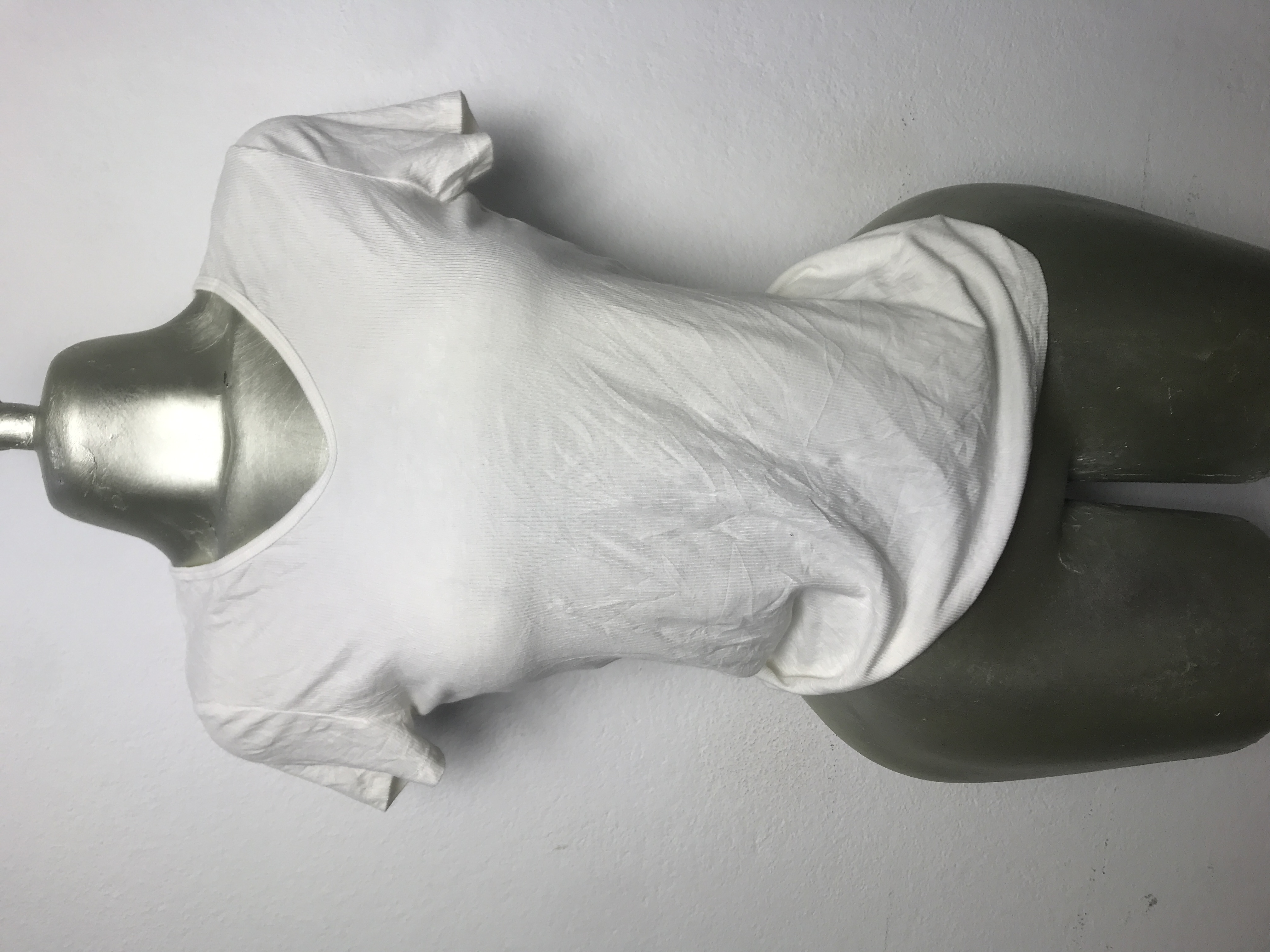 T-shirt blanc basique taille standard