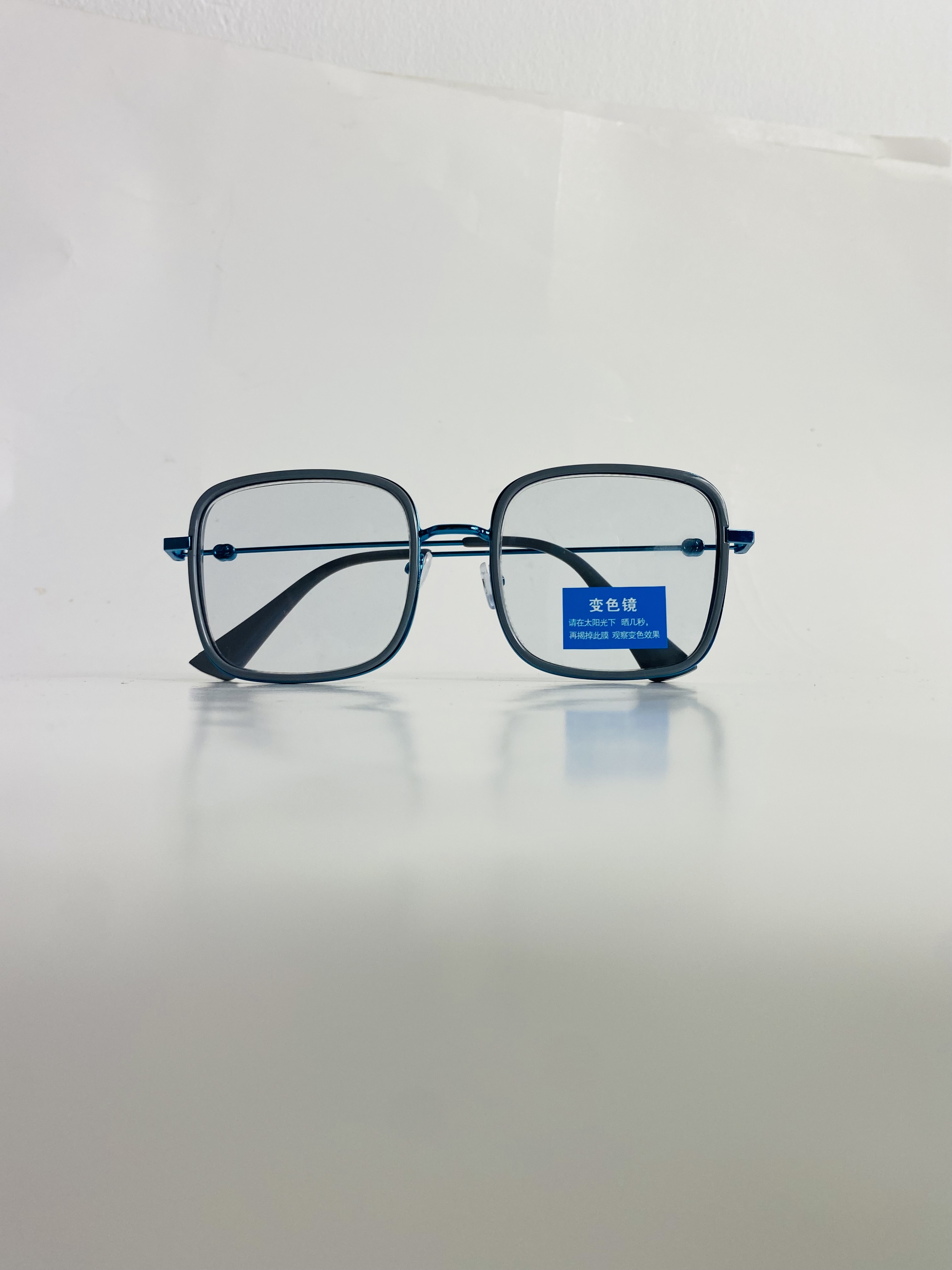 Lunettes carrées rétro En couleur bleu gris