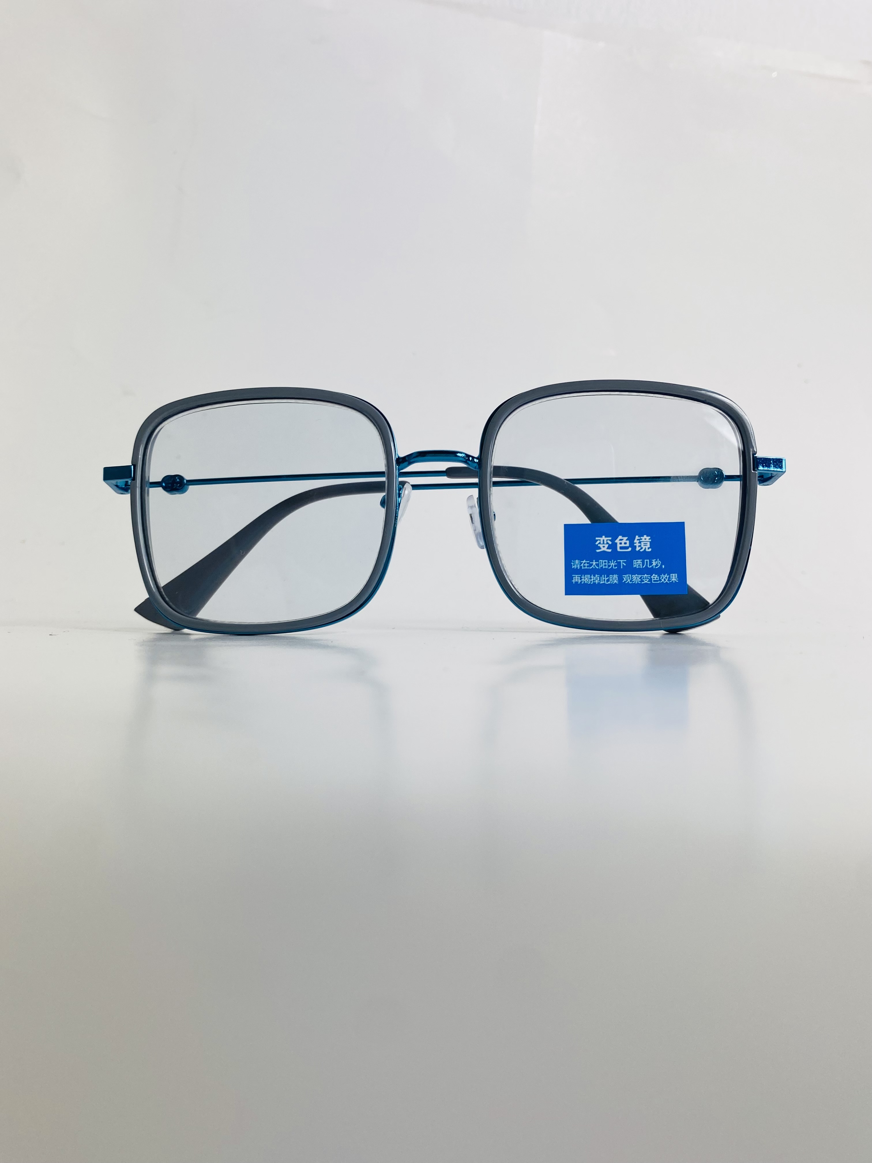 Lunettes carrées rétro En couleur bleu gris