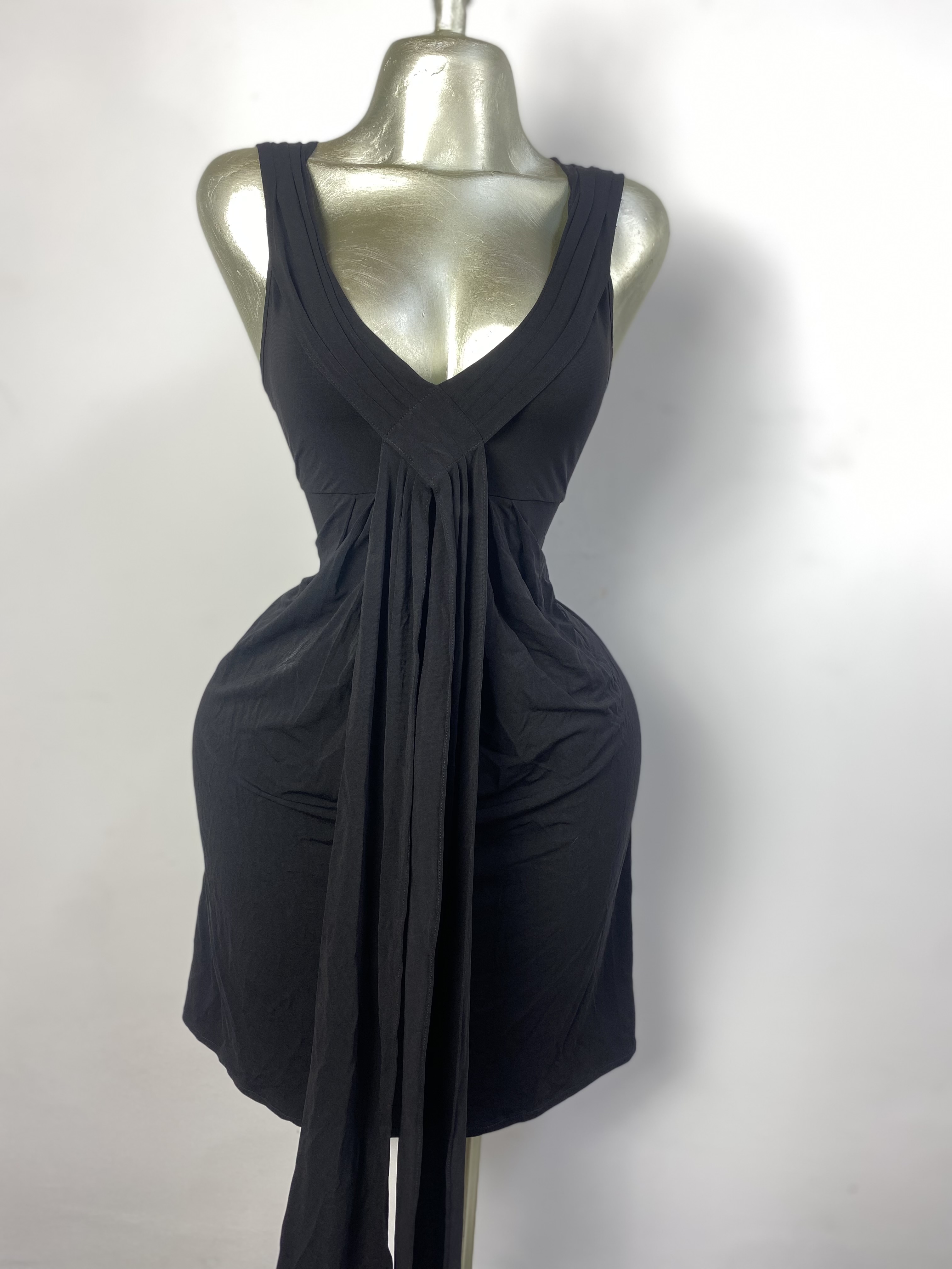 Robe noire taille M,XL