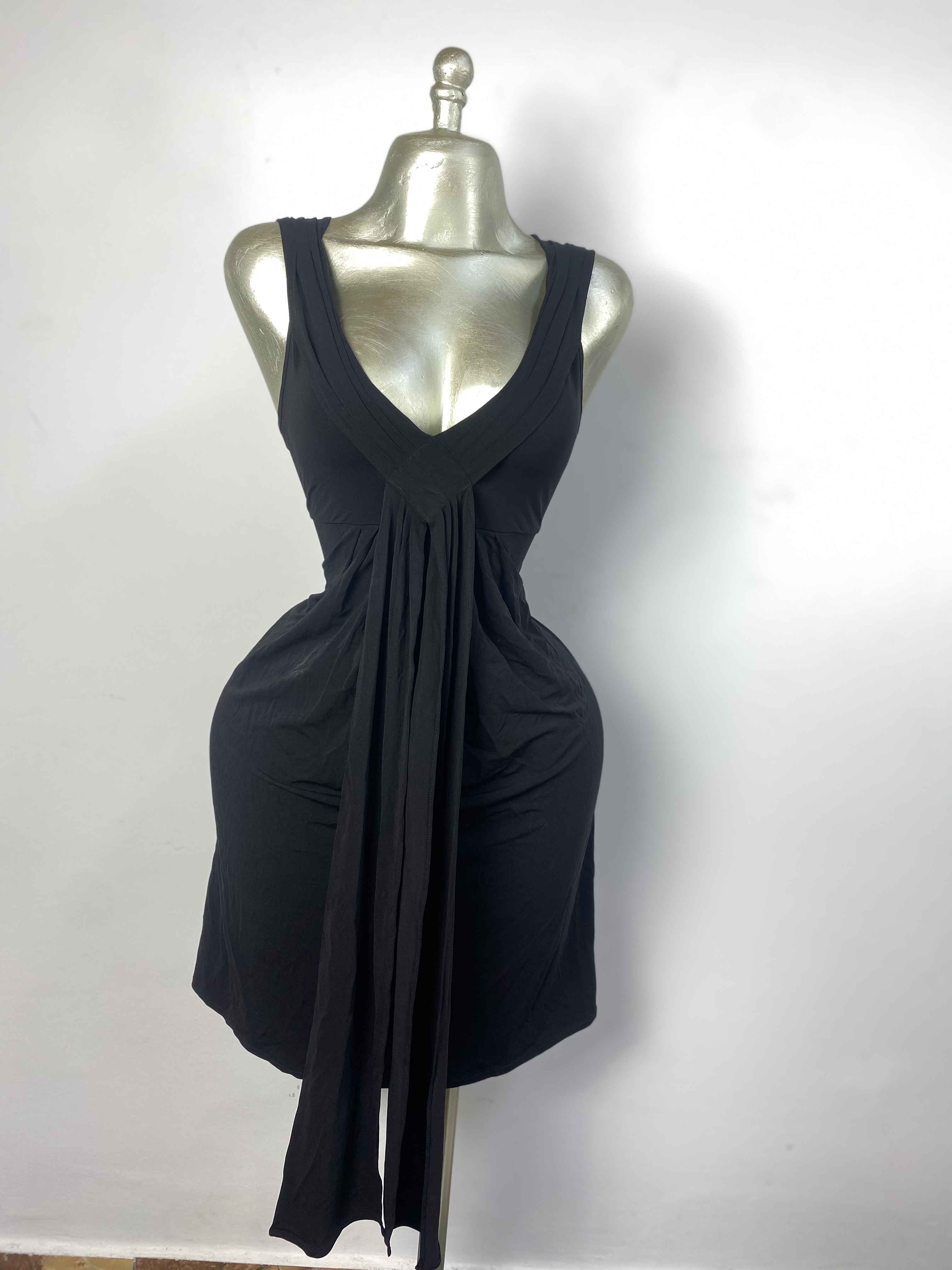 Robe noire taille M,XL