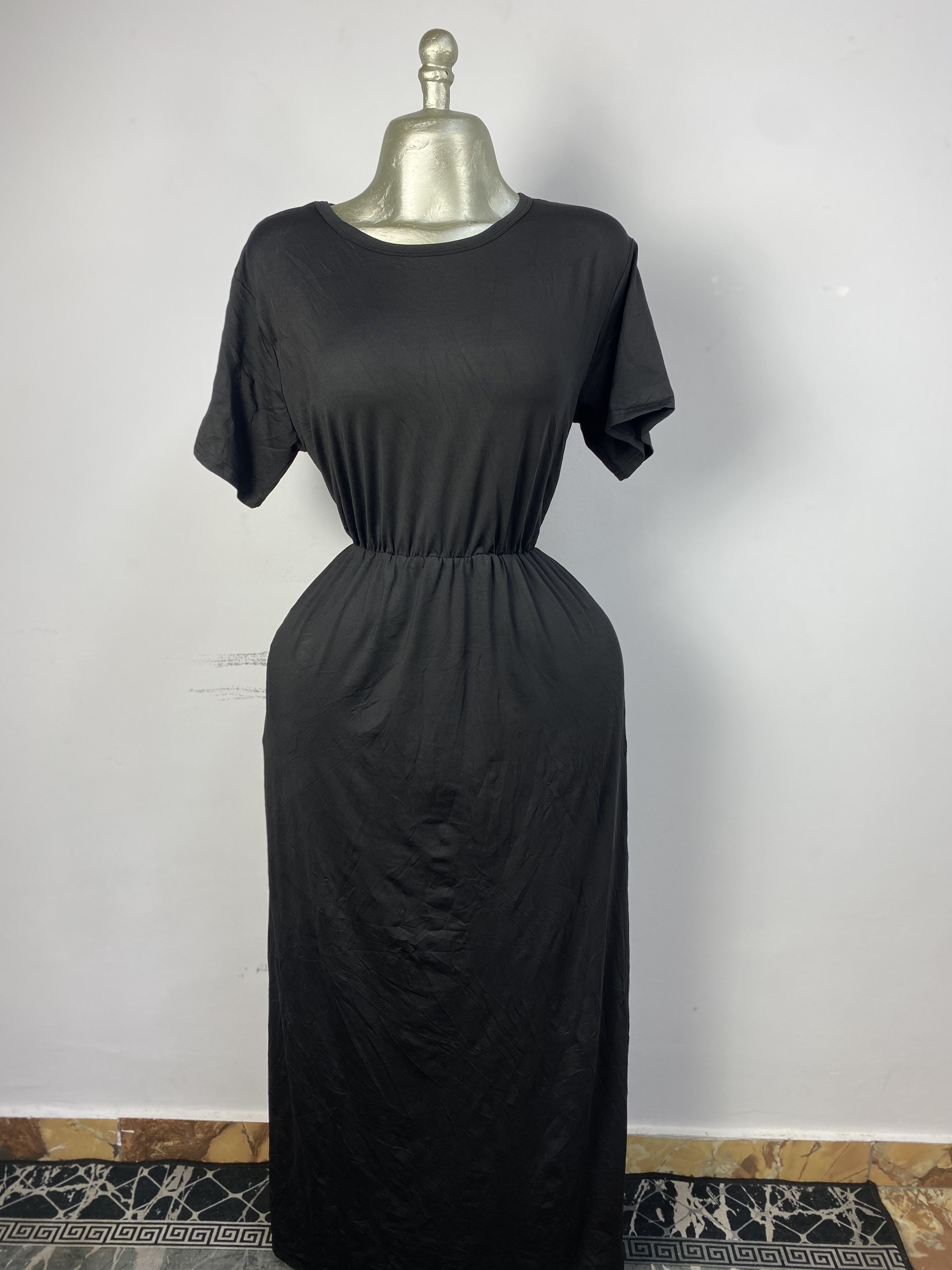 Robe noire taille M L Xl XxL