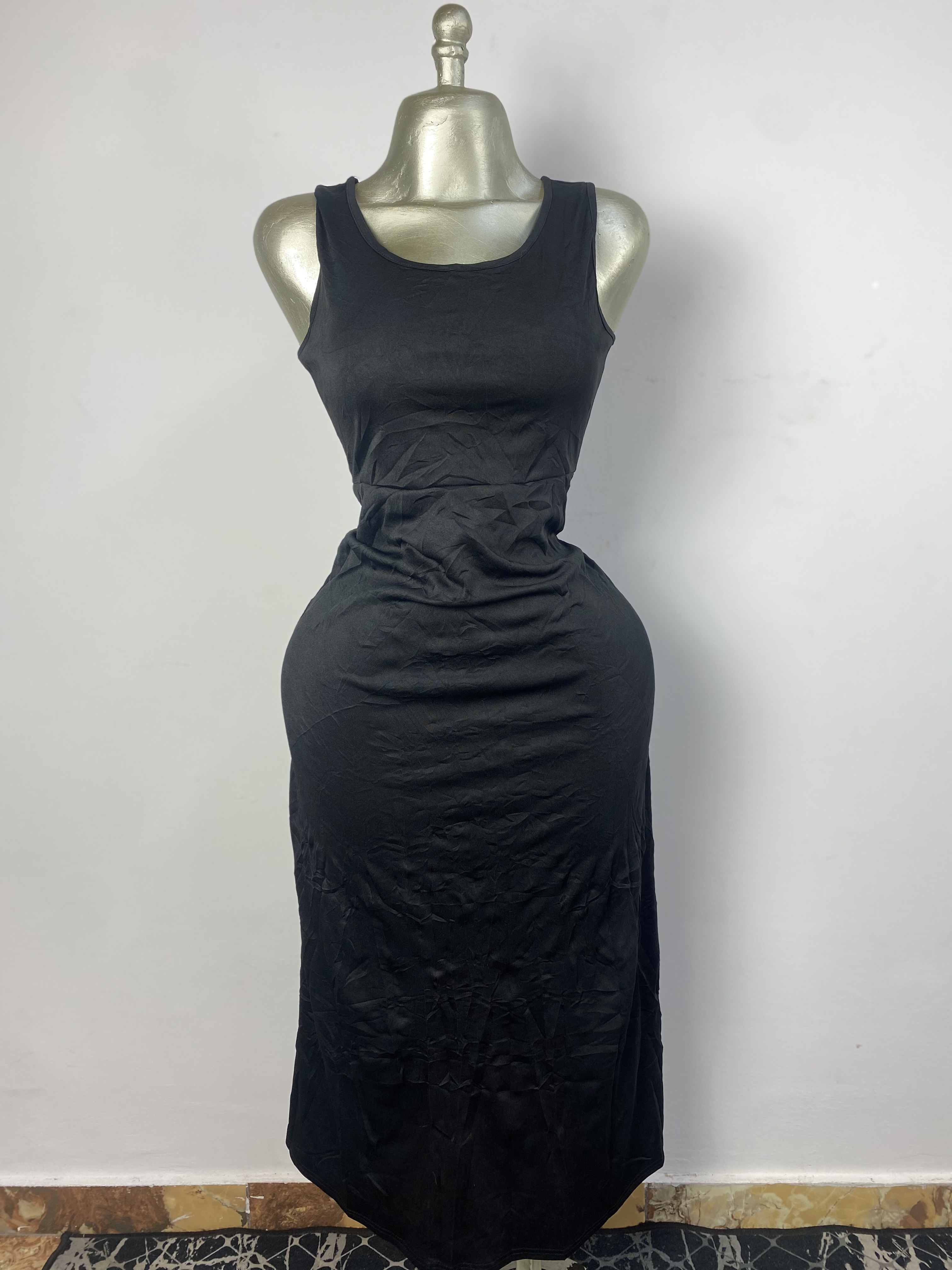 Robe noire taille L M XL XXL